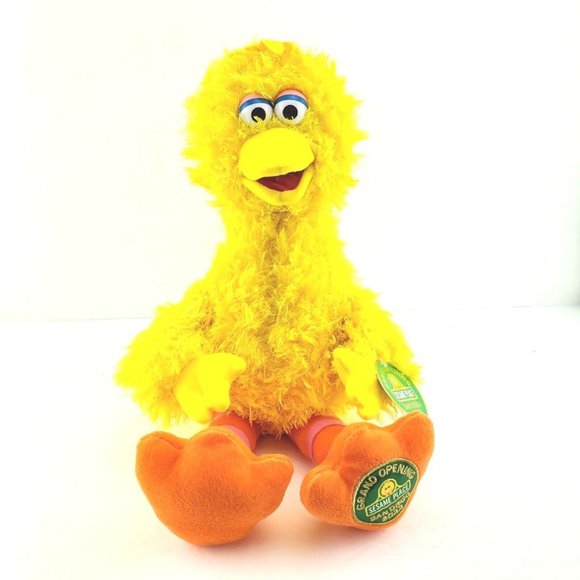 New BIG BIRD Character Plush 2022 Limited Sesame Street Place Exclusive - Picture 1 of 4